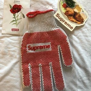 Supreme Gloves